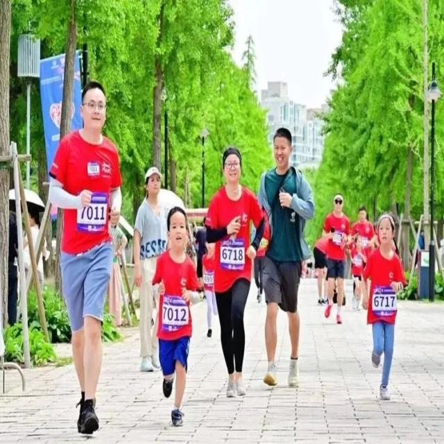 洛杉矶快船全力冲击季后赛排名